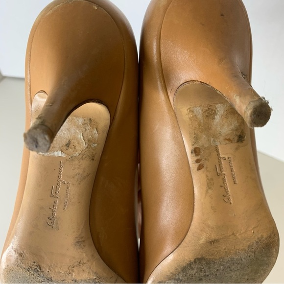 Salvatore Ferragamo Tan Brown Nude Bow Tie Front Party Pumps Heels Size 7 - Picture 8 of 16